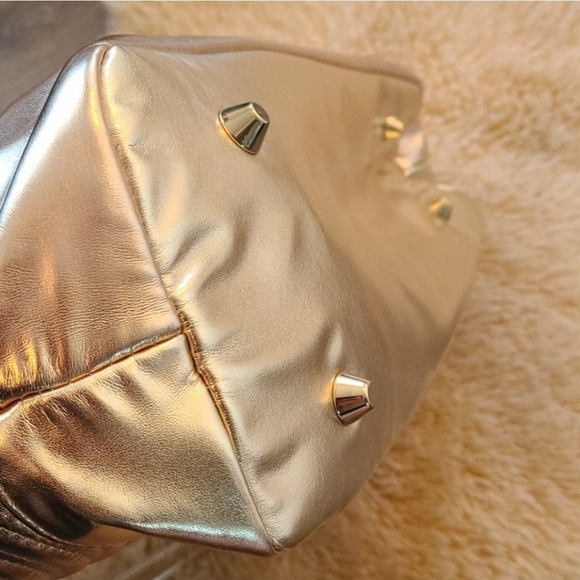 Versace Parfums - Picture 5 of 8